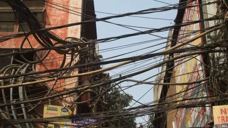 Mess of electric wire